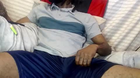 Snapshot of ogdigbick chatting on February 7, 1:43 pm OGDigBick online show from February 7, 1:43 pm