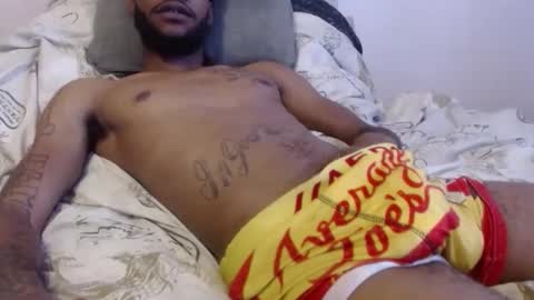 Snapshot of ogdigbick chatting on December 3, 4:27 pm OGDigBick online show from December 3, 4:27 pm