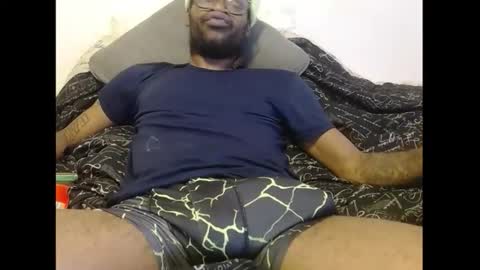 Snapshot of ogdigbick chatting on February 3, 2:33 pm OGDigBick online show from February 3, 2:33 pm