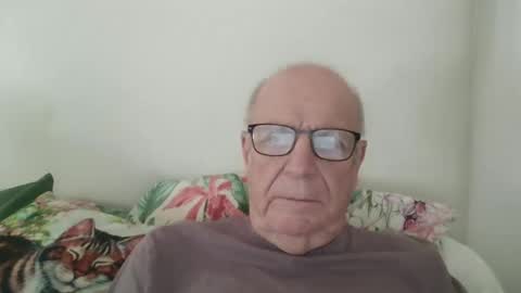 oggi95 online show from May 21, 12:23 pm