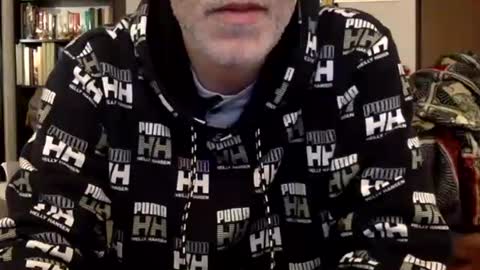 Snapshot of oggs48 chatting on April 1, 9:12 pm oggs48 online show from April 1, 9:12 pm