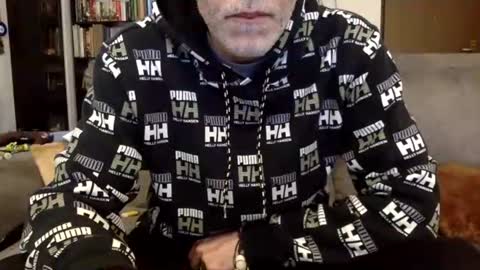Snapshot of oggs48 chatting on April 23, 5:48 pm oggs48 online show from April 23, 5:48 pm