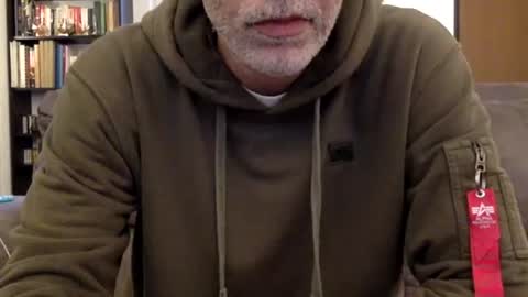 Snapshot of oggs48 chatting on May 10, 3:17 pm oggs48 online show from May 10, 3:17 pm