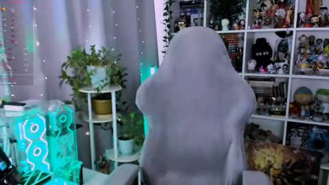 Clementine  Clem  online show from June 8, 11:32 am