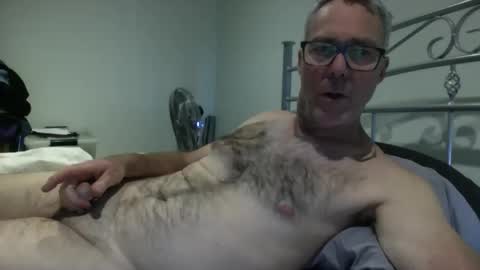 oiledcouple1 online show from September 18, 9:55 am