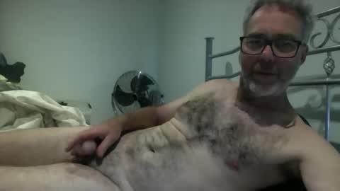 oiledcouple1 online show from October 15, 9:31 am