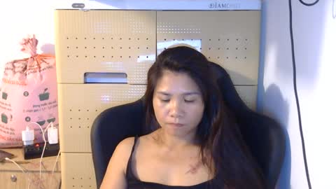 Snapshot of oinjer09 chatting on June 13, 8:45 am oinjer09 online show from June 13, 8:45 am