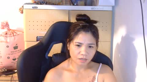 Snapshot of oinjer09 chatting on June 25, 6:01 pm oinjer09 online show from June 25, 6:01 pm