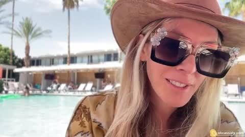 ok_cassidy online show from April 21, 6:23 pm