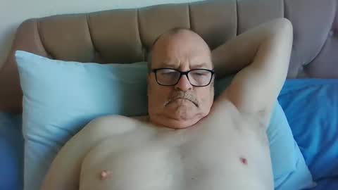 old_fkr online show from January 1, 10:32 am