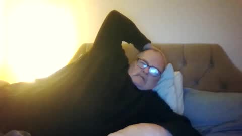 old_fkr online show from February 21, 12:05 am