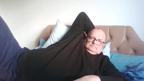 old_fkr online show from February 25, 2:44 pm