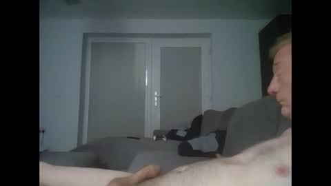 Snapshot of oldandgrey123 chatting on September 24, 9:29 pm HeyIts Just Me online show from September 24, 9:29 pm