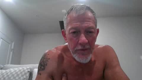 oldmanmeataz online show from May 16, 2:19 am
