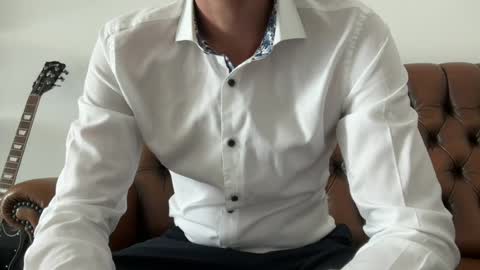 oldschoolgentleman1 online show from June 20, 8:17 am