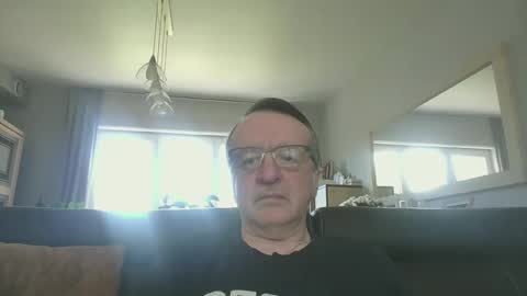 oldtimer160162493 online show from April 30, 12:11 pm