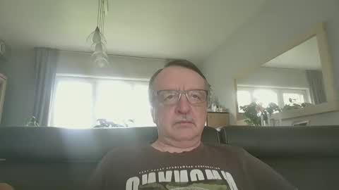 oldtimer160162493 online show from May 12, 12:24 pm