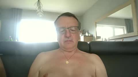 oldtimer160162493 online show from June 2, 1:57 pm