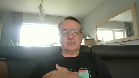 oldtimer160162493 online show from June 8, 12:38 pm