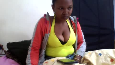 Snapshot of olgaaldy chatting on June 15, 9:06 pm olgaaldy online show from June 15, 9:06 pm