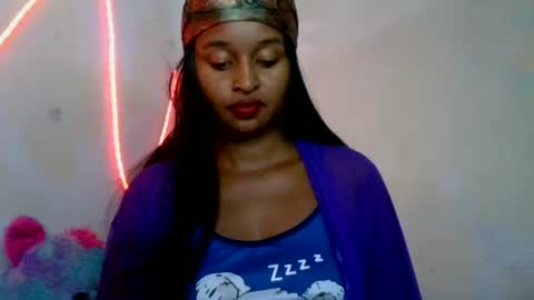 olinah610 online show from June 8, 12:27 pm
