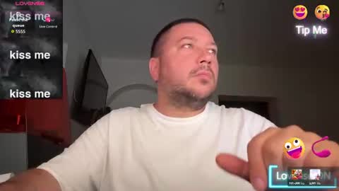 Oliver84 online show from June 16, 8:22 pm