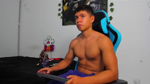 Snapshot of oliver_bray chatting on February 11, 1:31 am Oliver bray online show from February 11, 1:31 am