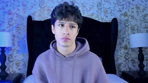  OLIVER  online show from April 18, 1:37 pm