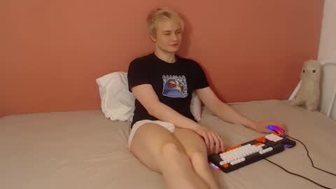 Oliver online show from March 26, 12:39 am