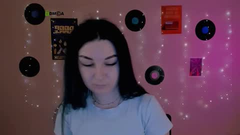 Snapshot of olivia_rage chatting on February 23, 9:17 am Sweet Olivia online show from February 23, 9:17 am