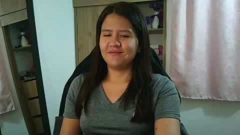 Olivia online show from April 20, 12:08 pm