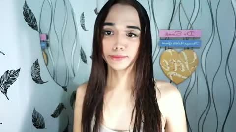NICOLE online show from June 25, 8:08 am