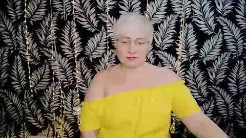 Kelly online show from April 19, 10:25 am