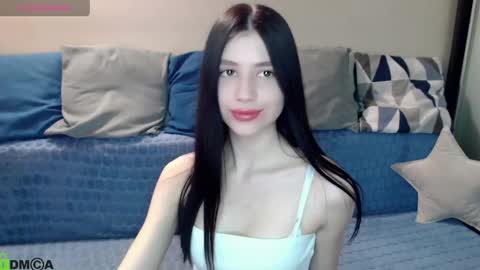 oliviarichi online show from April 15, 9:05 am