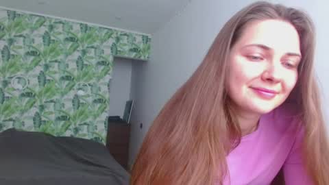 Olivia online show from April 18, 4:38 am