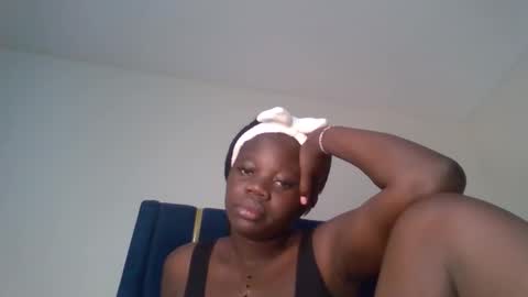 ollleina online show from March 12, 8:53 am