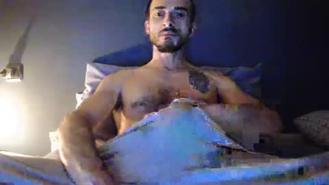 Snapshot of oloph89 chatting on October 19, 9:26 pm Jackowl online show from October 19, 9:26 pm