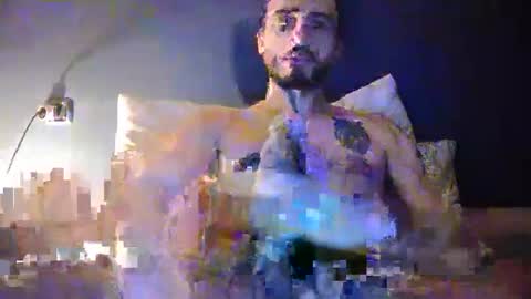 Snapshot of oloph89 chatting on February 12, 8:37 pm Jackowl online show from February 12, 8:37 pm