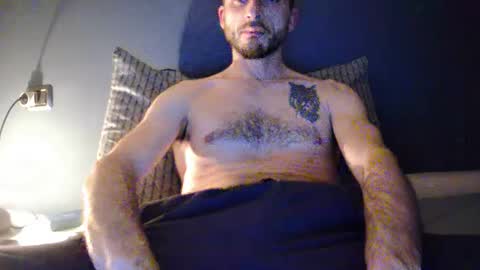 Snapshot of oloph89 chatting on April 1, 4:26 pm Jackowl online show from April 1, 4:26 pm