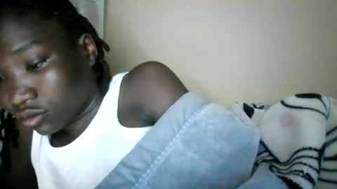 Snapshot of olwami4 chatting on June 15, 12:24 am olwami4 online show from June 15, 12:24 am