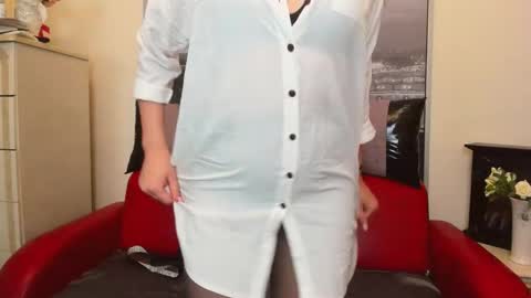 Snapshot of omgthatmature chatting on March 20, 5:51 pm omgthatmature online show from March 20, 5:51 pm