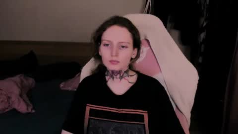 on_yxxx online show from August 7, 8:33 pm