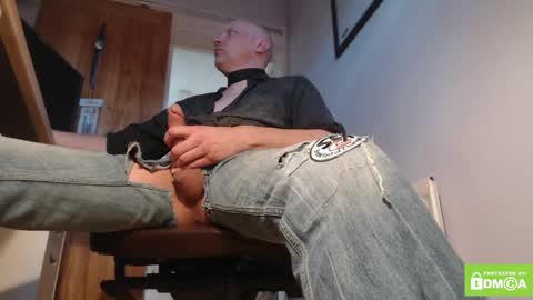 one balled wonder online show from March 30, 3:24 pm