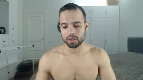 onebestlover online show from November 27, 6:48 am