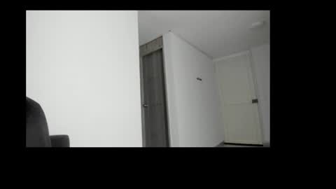 onion_knight420 online show from July 27, 12:06 am