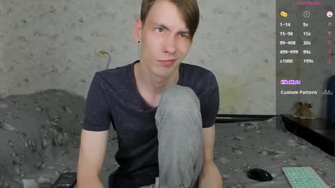 Erick  online show from April 10, 5:34 am