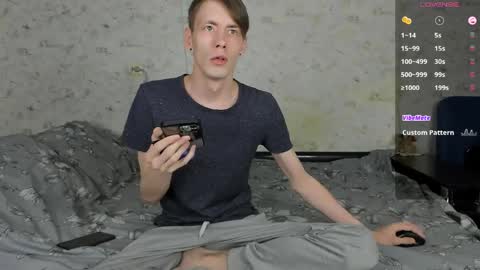 Erick  online show from April 11, 8:29 am