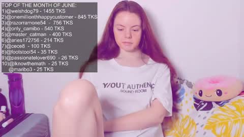 only_sarah1 online show from June 19, 10:46 pm