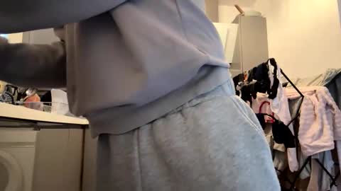 onlyloveyoutwice2016 online show from April 14, 7:47 am