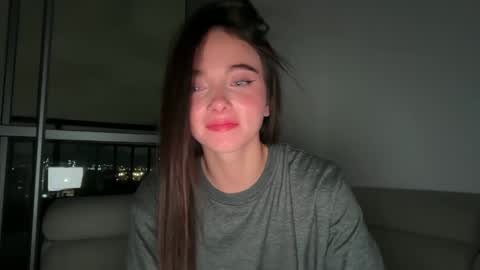 Sophia online show from May 19, 1:56 am